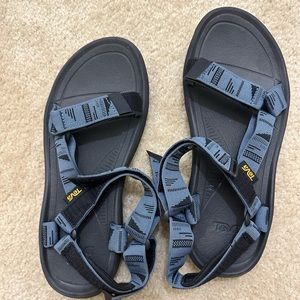 Size 10 Men’s Tevas (Teva Hurricane XLT2 Sandals - Men's)